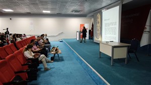 Dr. Öğr. Üyesi Banu Davun tarafından Aksaray Milli Eğitim Akademisi'nde Akademide Kültür ve Sanat Uygulamaları Konferansı Düzenlendi
