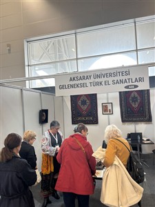 Doç. Dr. Nilüfer Nazende ÖZKANLI CRAFT İSTANBUL 7. Uluslararası El Sanatları ve Tasarım Fuarı’nda 